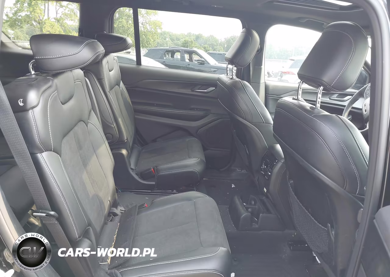 2025 Jeep Grand Cherokee L Altitude X 4X4 VIN:1C4RJKAG2S8678698 - 8
