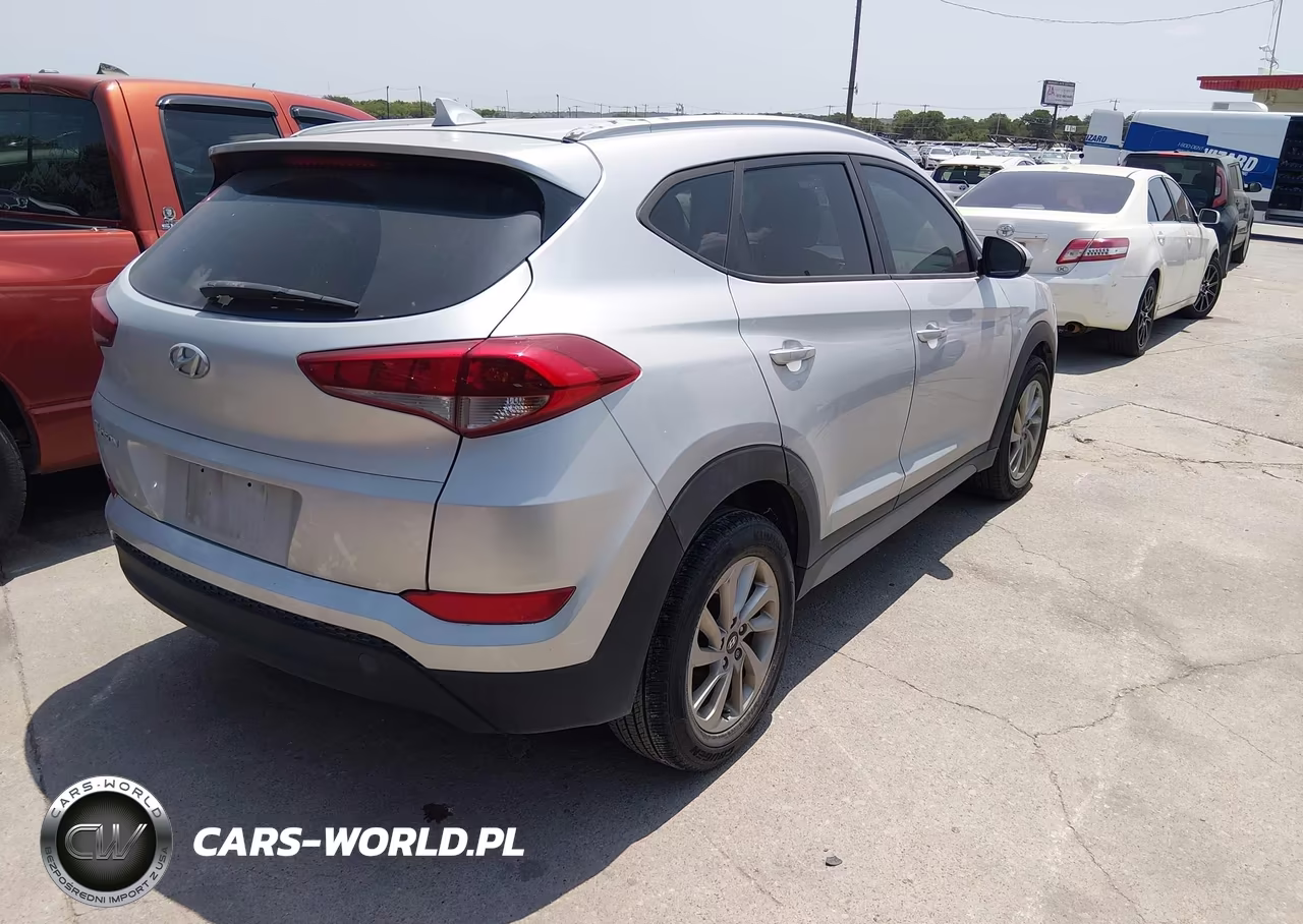 2018 Hyundai Tucson Sel VIN:KM8J33A48JU674899 - 4