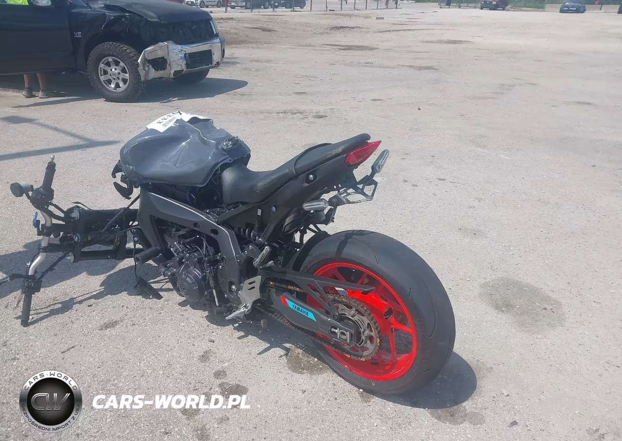 2021 Yamaha Mt09 VIN:JYARN71E9MA001820 - 3