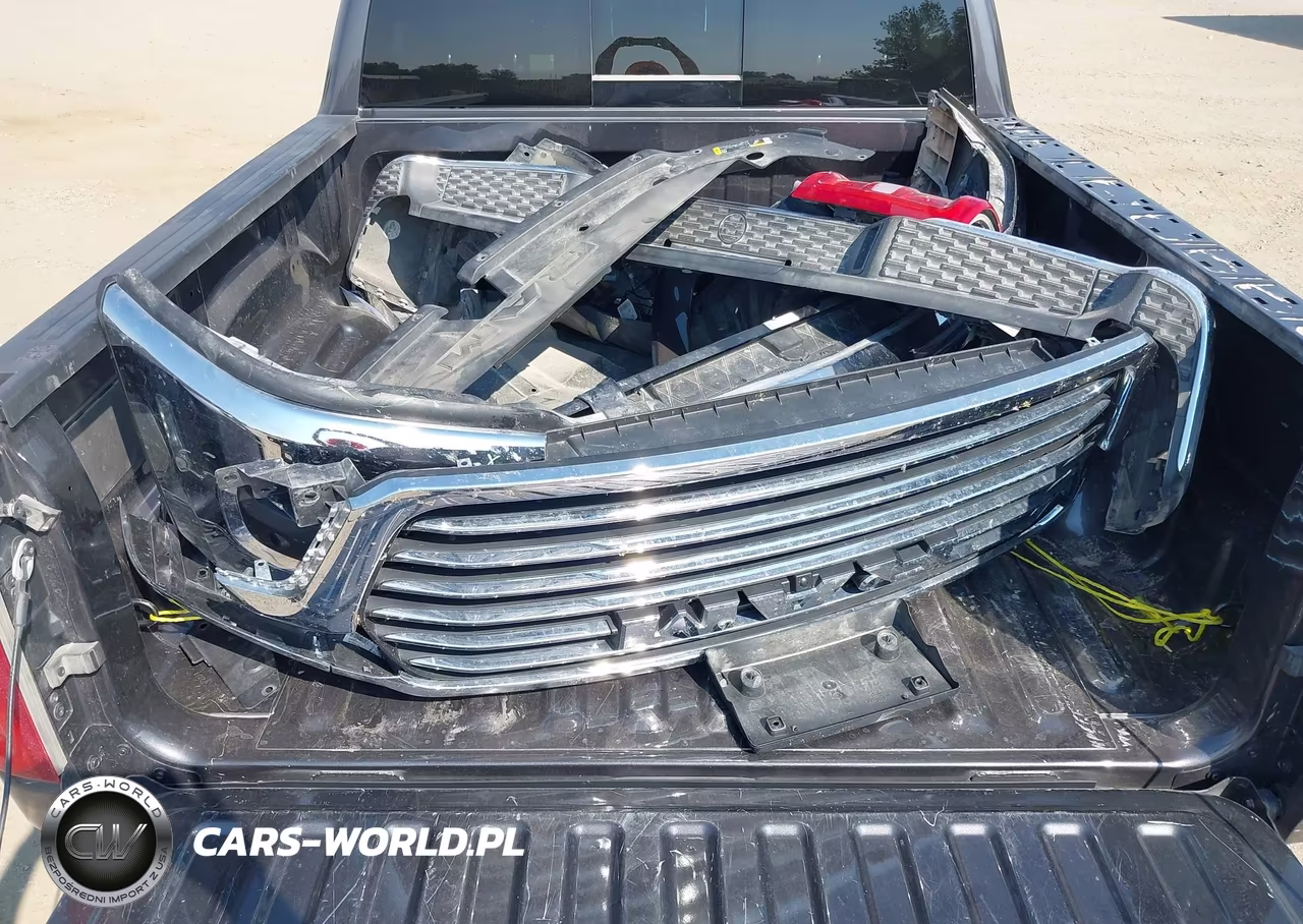 2026 Ram 1500 Laramie 4X4 5'7 Box VIN:3C6SRFJP2T4175209 - 12