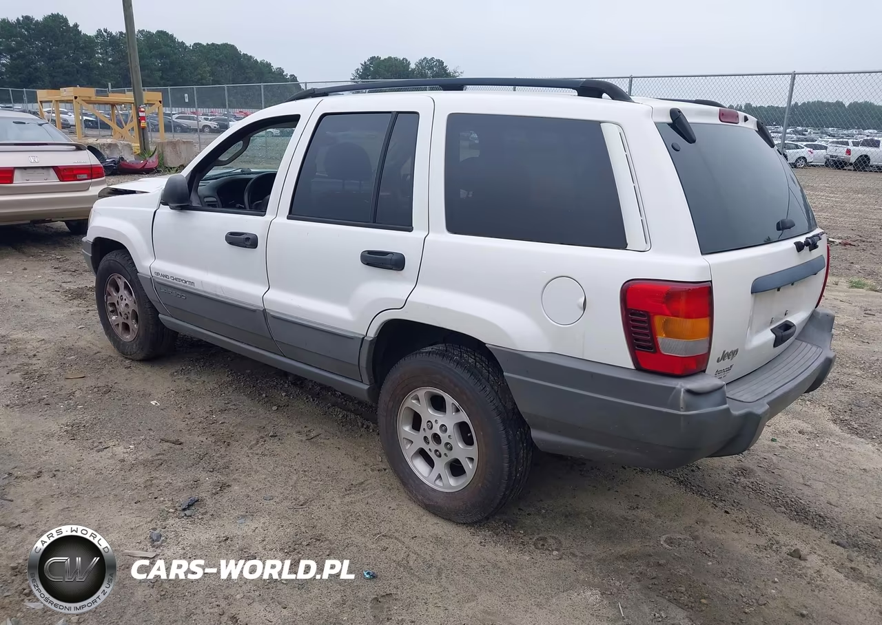 2002 Jeep Grand Cherokee Laredo VIN:1J4GX48S42C314141 - 3