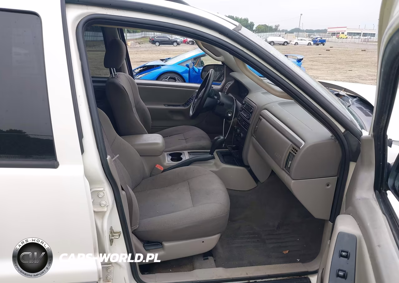 2002 Jeep Grand Cherokee Laredo VIN:1J4GX48S42C314141 - 5