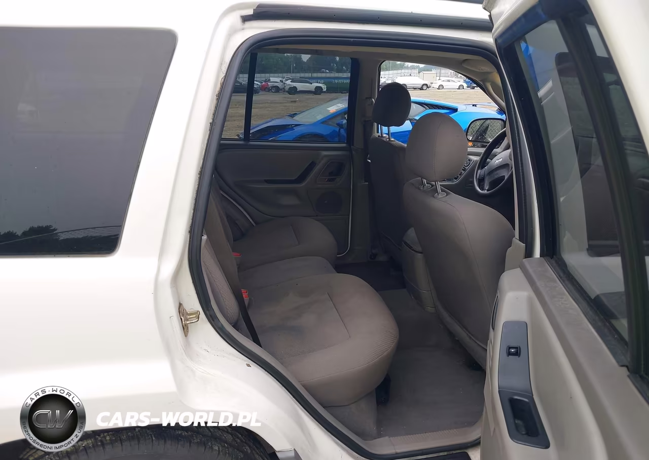 2002 Jeep Grand Cherokee Laredo VIN:1J4GX48S42C314141 - 8