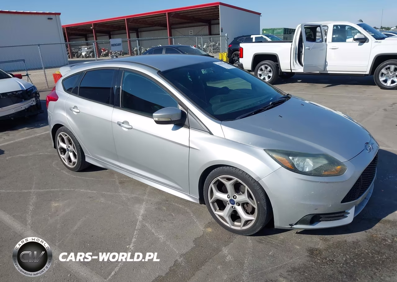 2013 Ford Focus St – zdjęcie 1 z 11