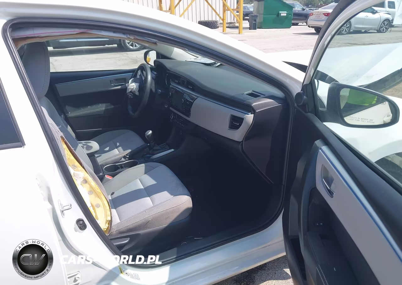 2016 Toyota Corolla Le Plus VIN:2T1BURHE0GC681147 - 5