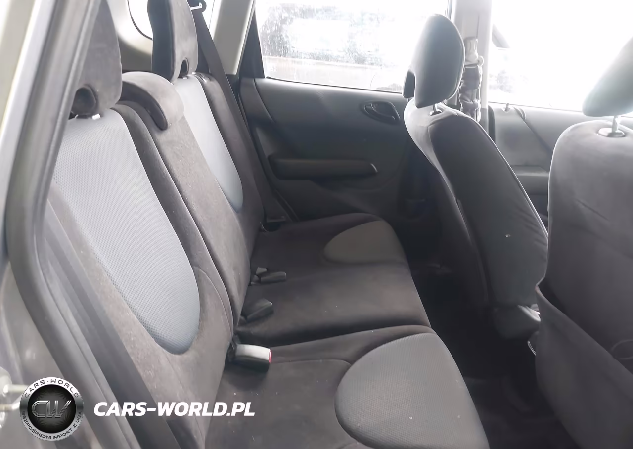 2008 Honda Fit VIN:JHMGD38498S061079 - 8