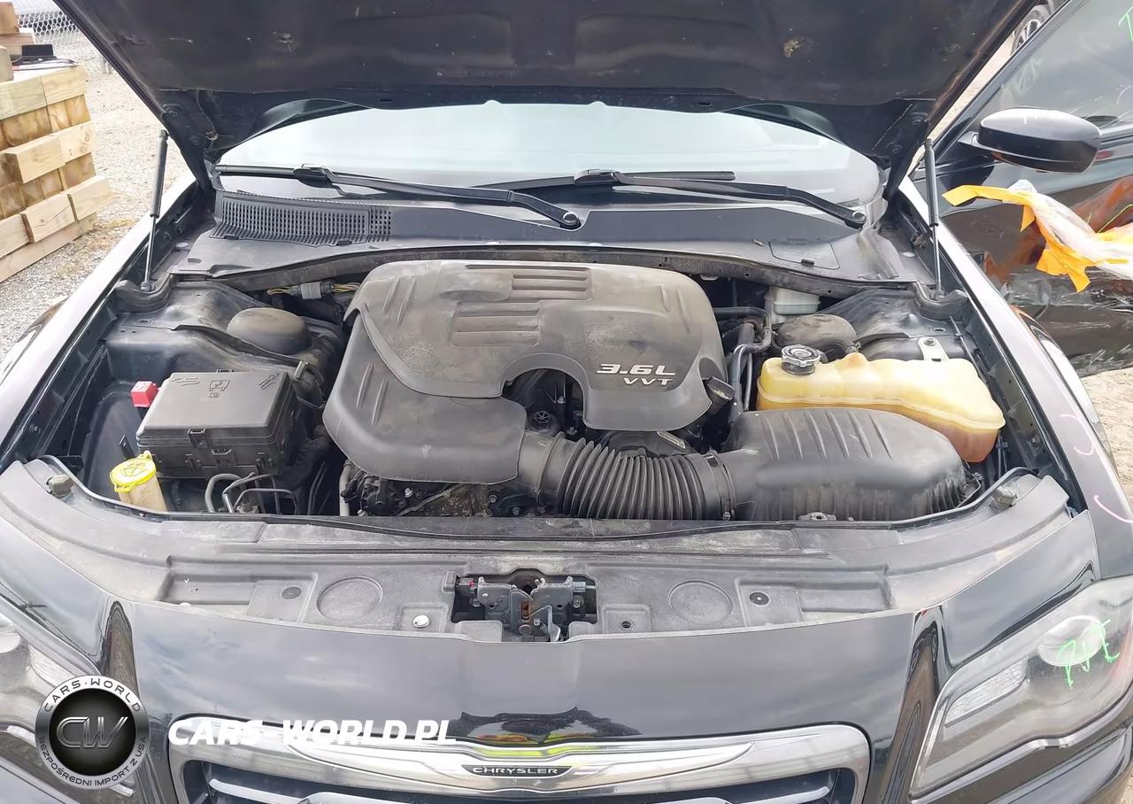 2014 Chrysler 300 300S VIN:2C3CCAGG1EH283870 - 10