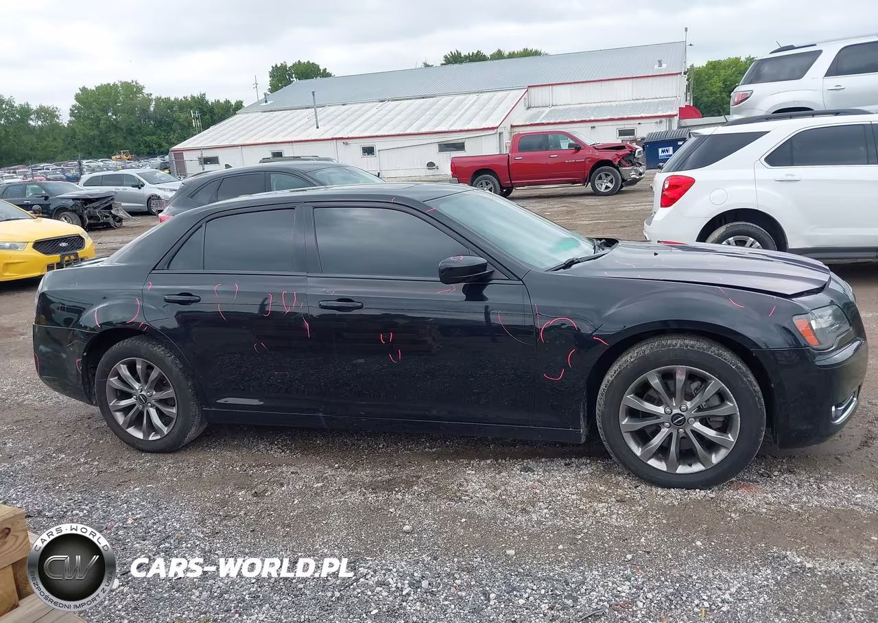 2014 Chrysler 300 300S VIN:2C3CCAGG1EH283870 - 13
