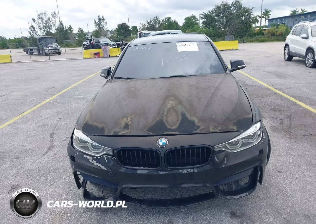 2018 BMW 320I VIN:WBA8A9C54JK622700 - 12