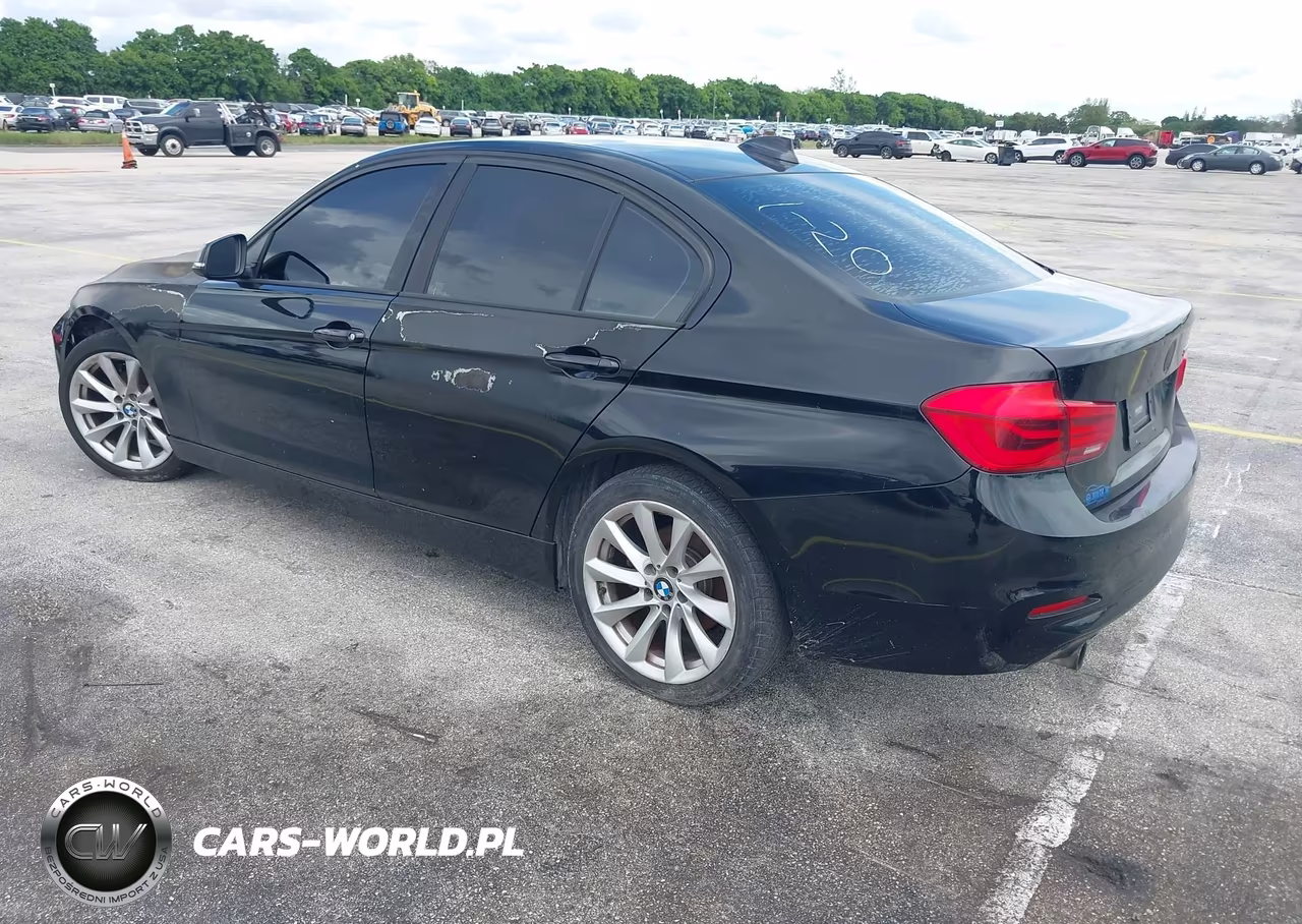 2018 BMW 320I VIN:WBA8A9C54JK622700 - 3
