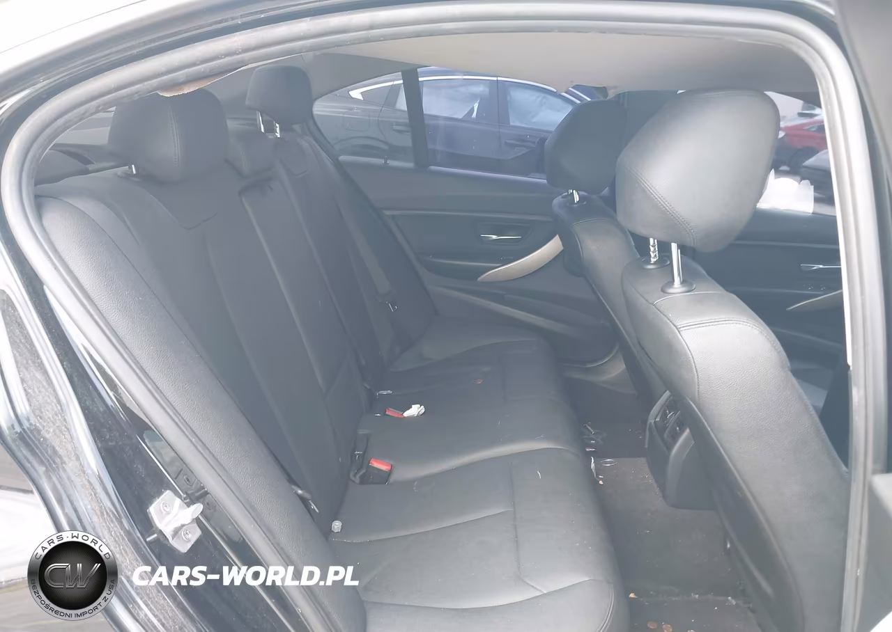 2018 BMW 320I VIN:WBA8A9C54JK622700 - 8