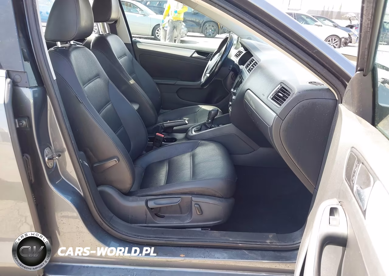 2014 Volkswagen Jetta 1.8T Se VIN:3VWD17AJ3EM376689 - 5