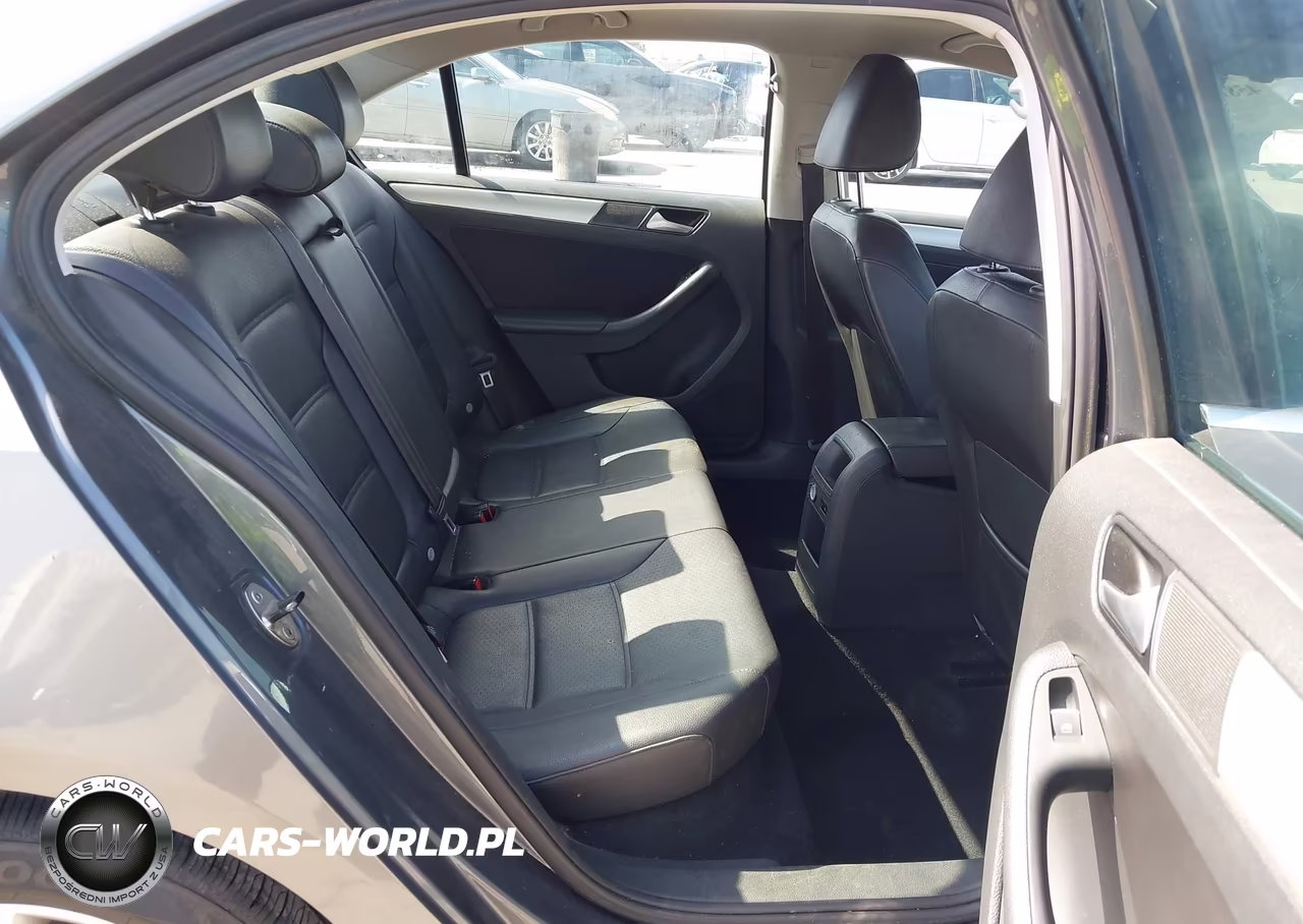 2014 Volkswagen Jetta 1.8T Se VIN:3VWD17AJ3EM376689 - 8