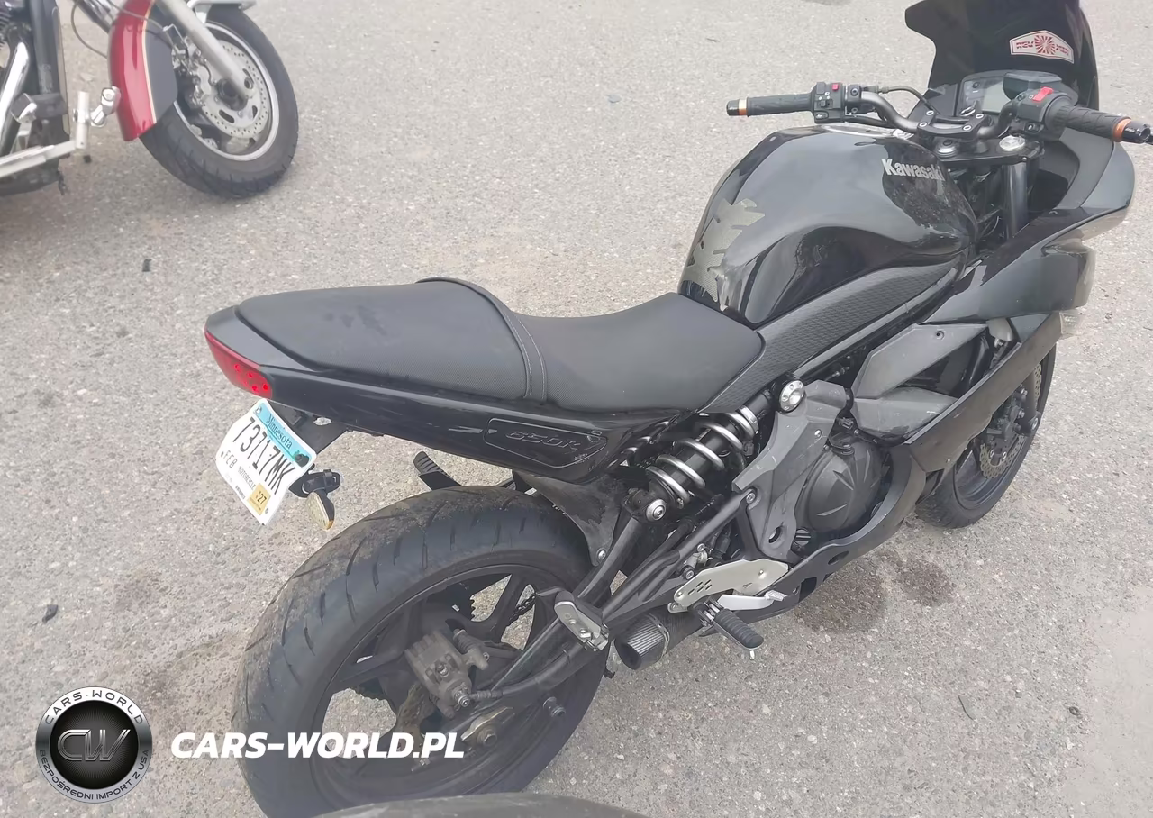 2011 Kawasaki Ex650 C VIN:JKAEXEC18BDA69191 - 4