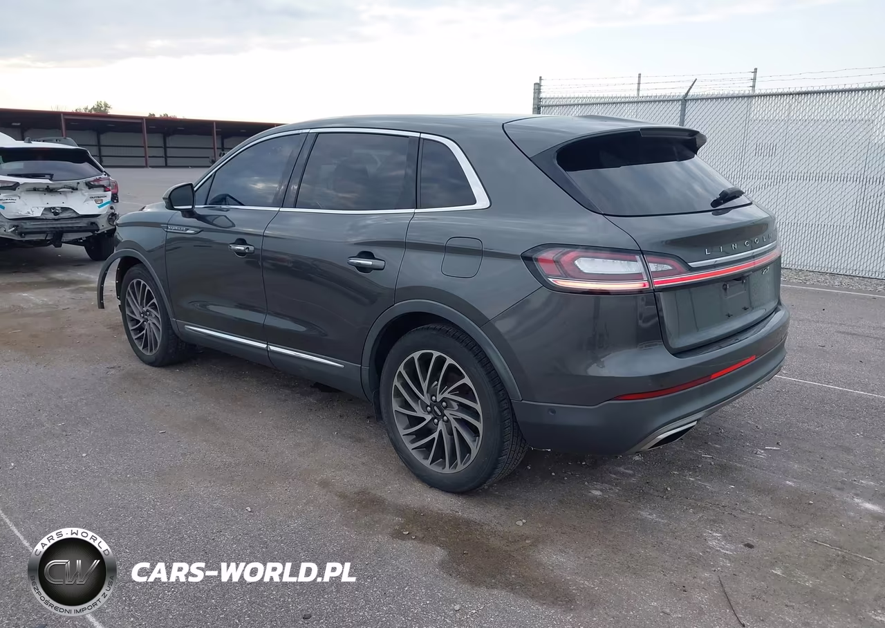 2019 Lincoln Nautilus Reserve VIN:2LMPJ6L93KBL41970 - 3