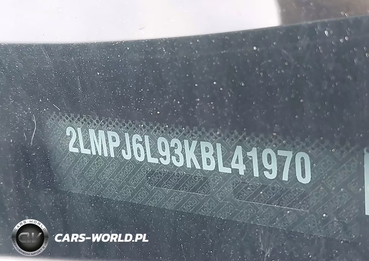 2019 Lincoln Nautilus Reserve VIN:2LMPJ6L93KBL41970 - 9