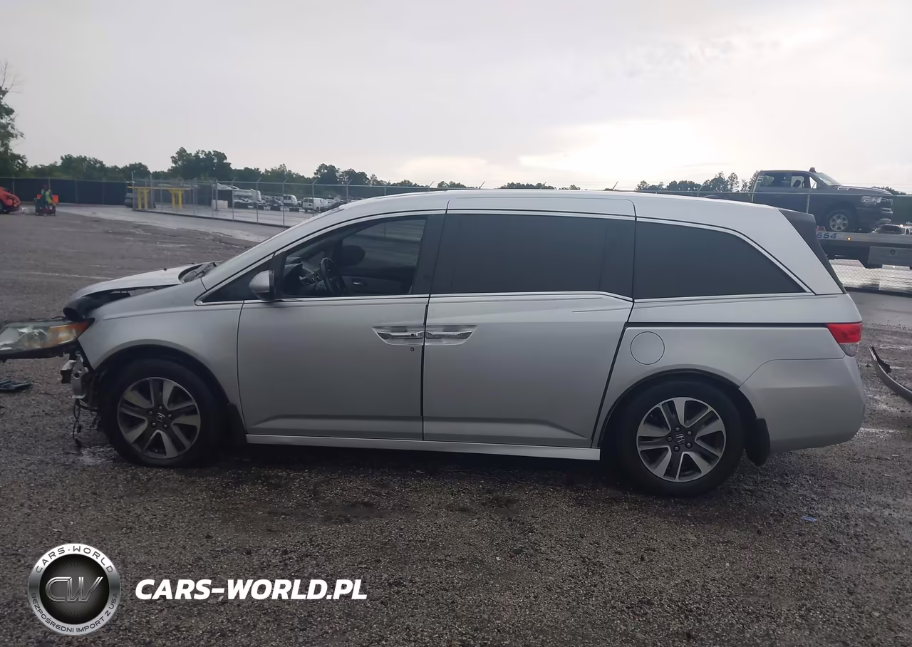 2014 Honda Odyssey Touring-Touring Elite VIN:5FNRL5H95EB090981 - 15