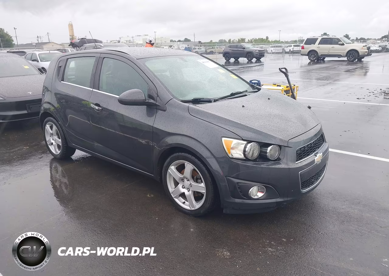 2016 Chevrolet Sonic Ltz Auto – zdjęcie 1 z 17