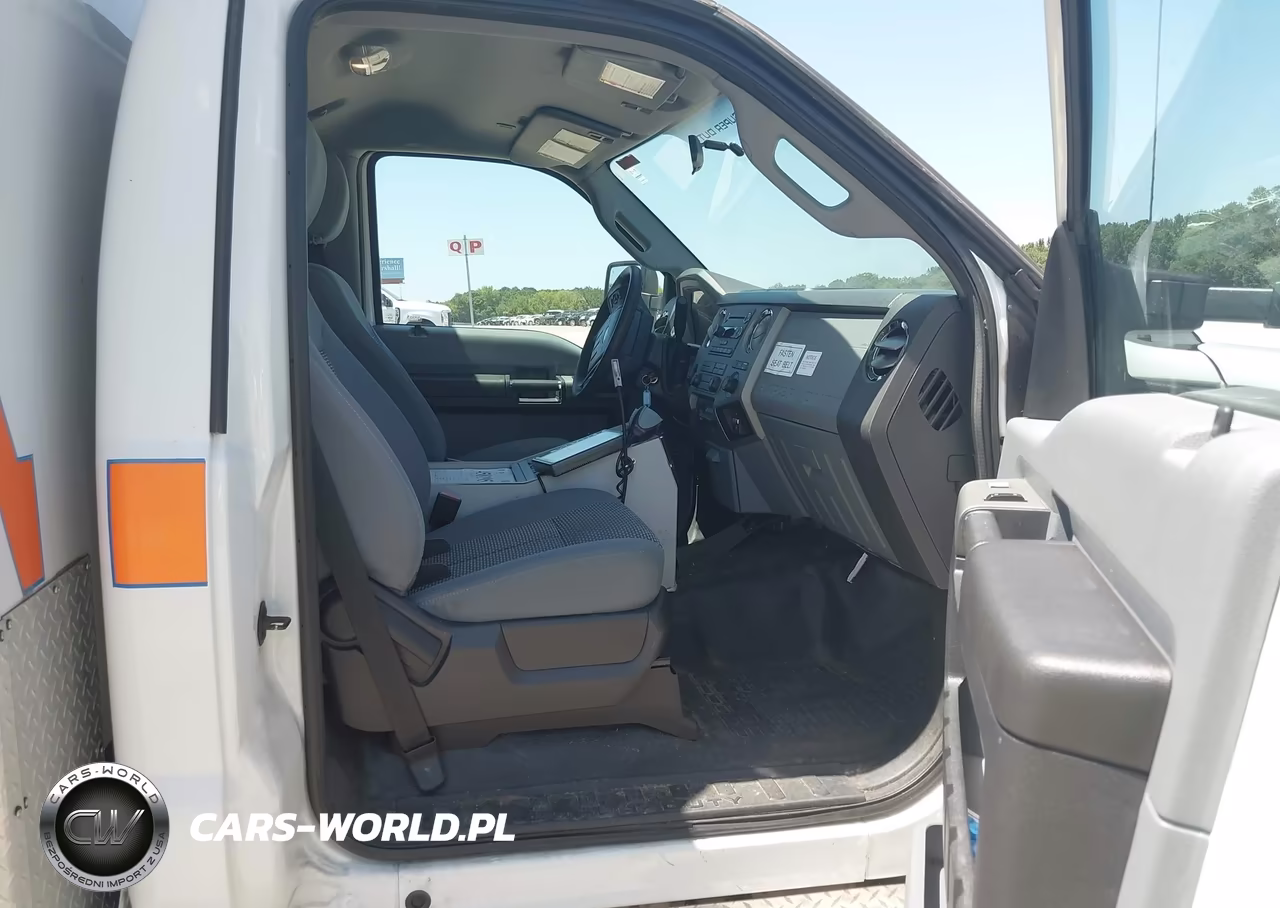 2016 Ford F-450 Chassis Xlt VIN:1FDUF4GT9GEA85534 - 5