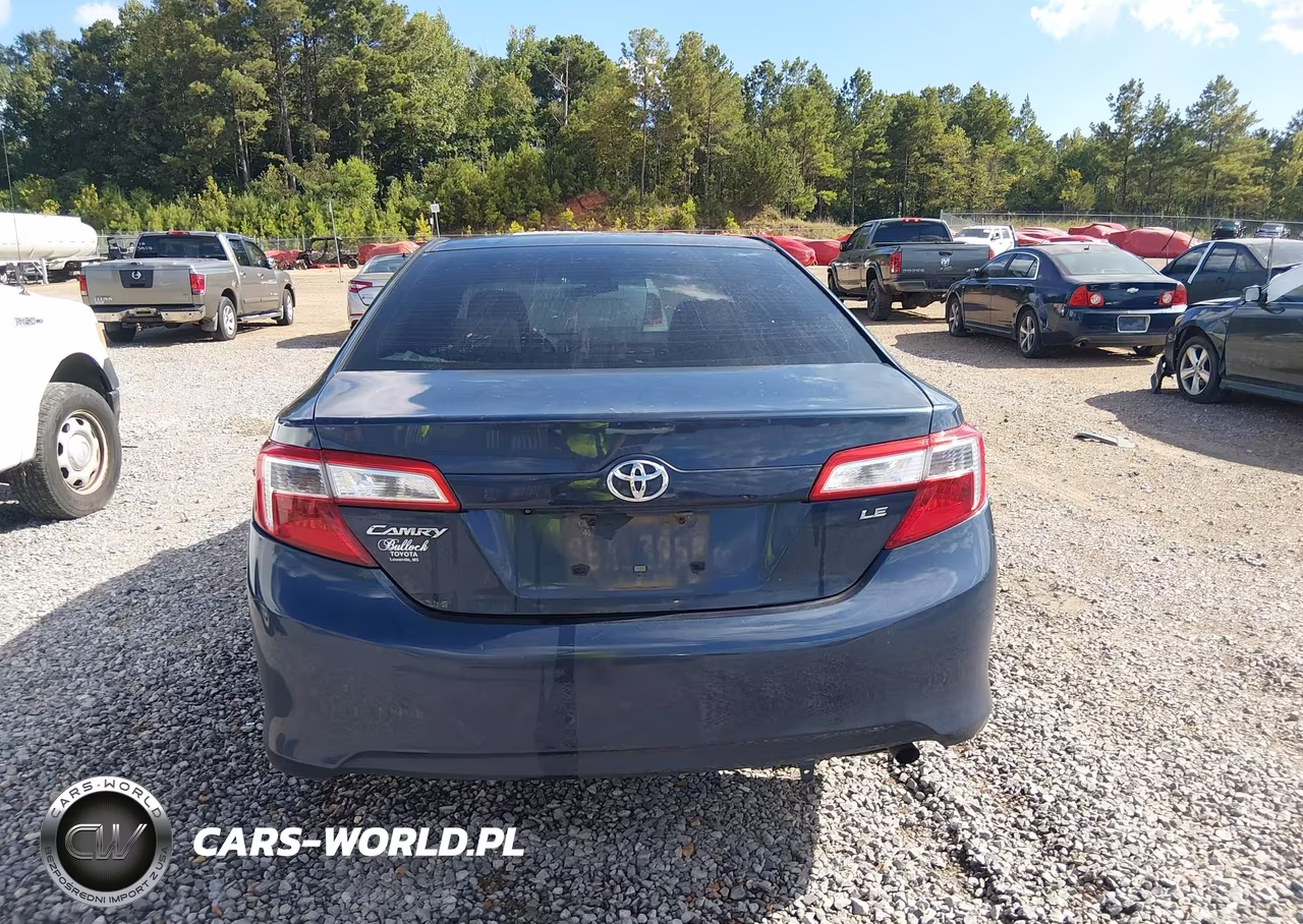 2014 Toyota Camry Le VIN:4T4BF1FK9ER438071 - 16