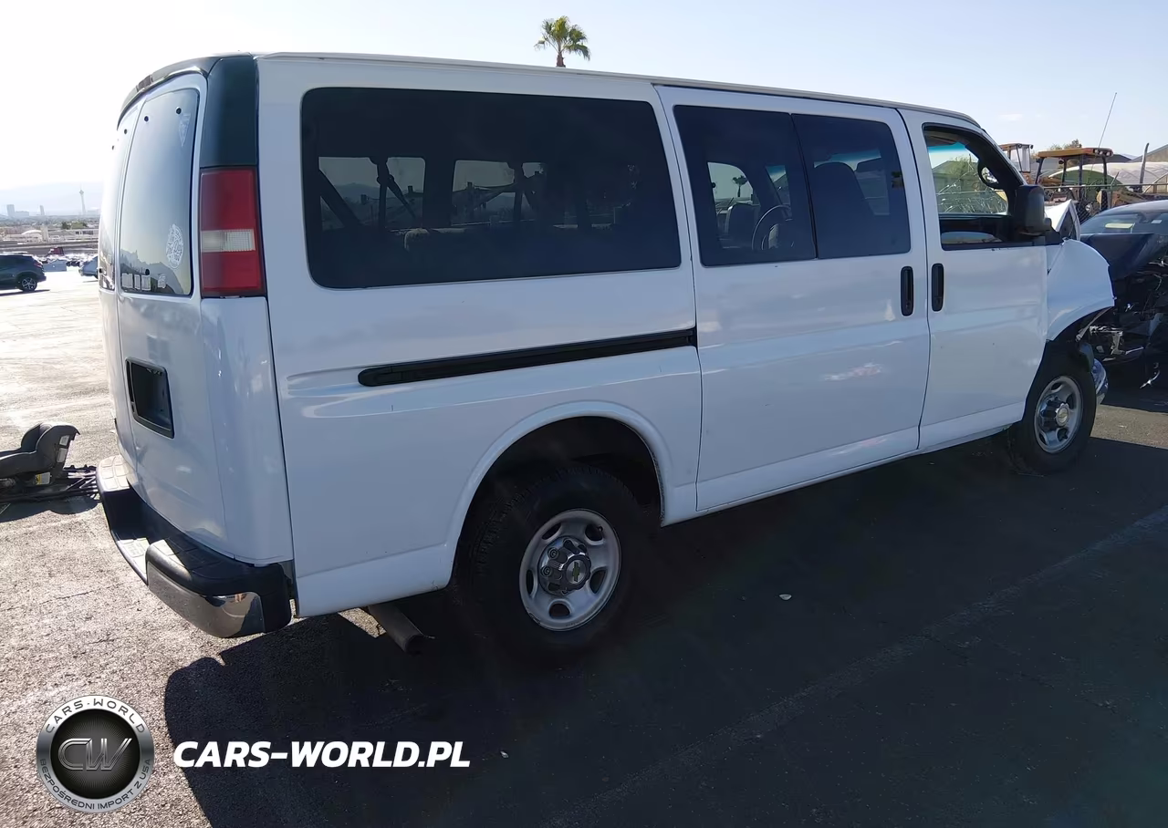 2004 Chevrolet Express Passenger VIN:1GAGG25U741197730 - 4