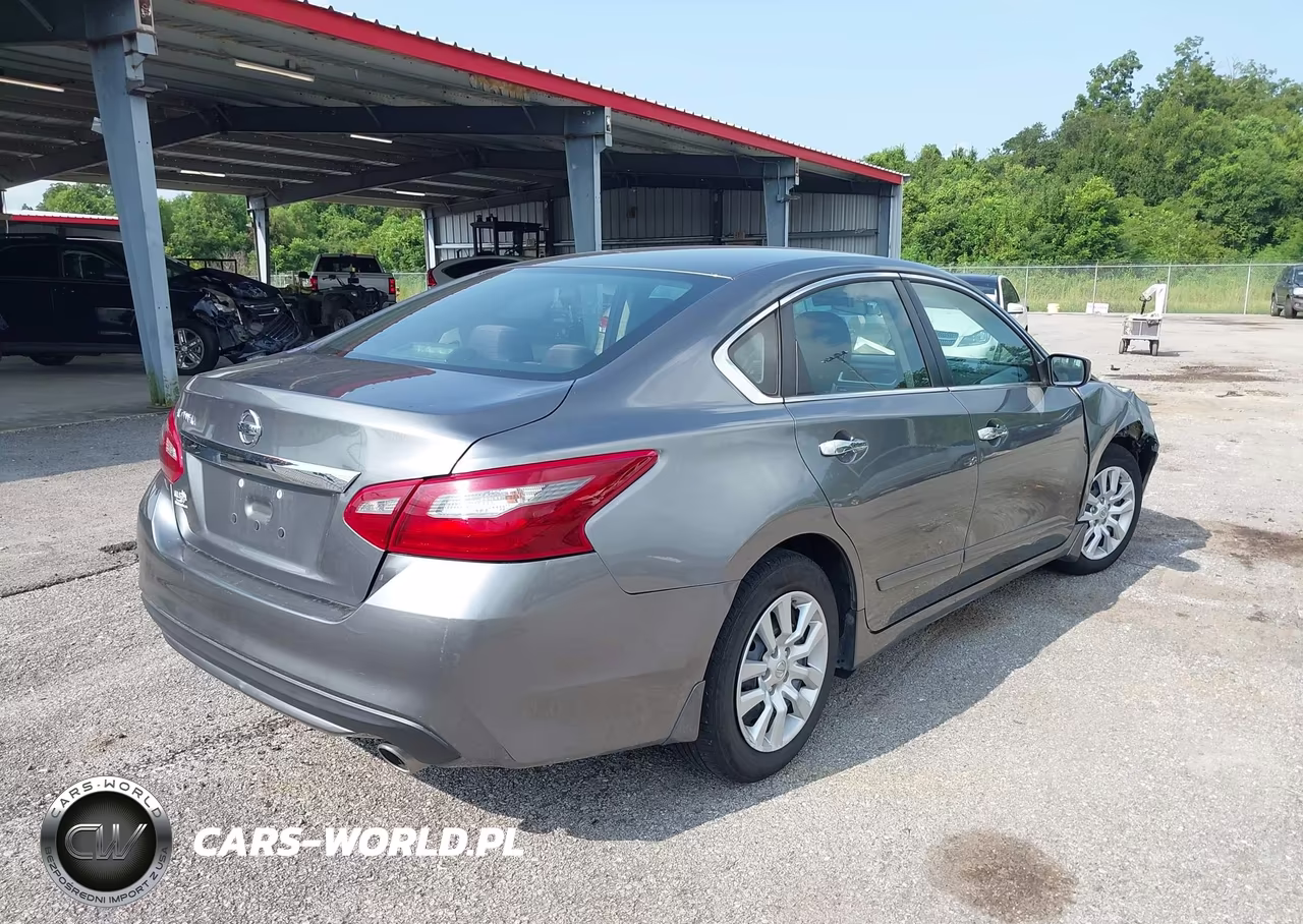 2018 Nissan Altima 2.5 S VIN:1N4AL3AP2JC294984 - 4