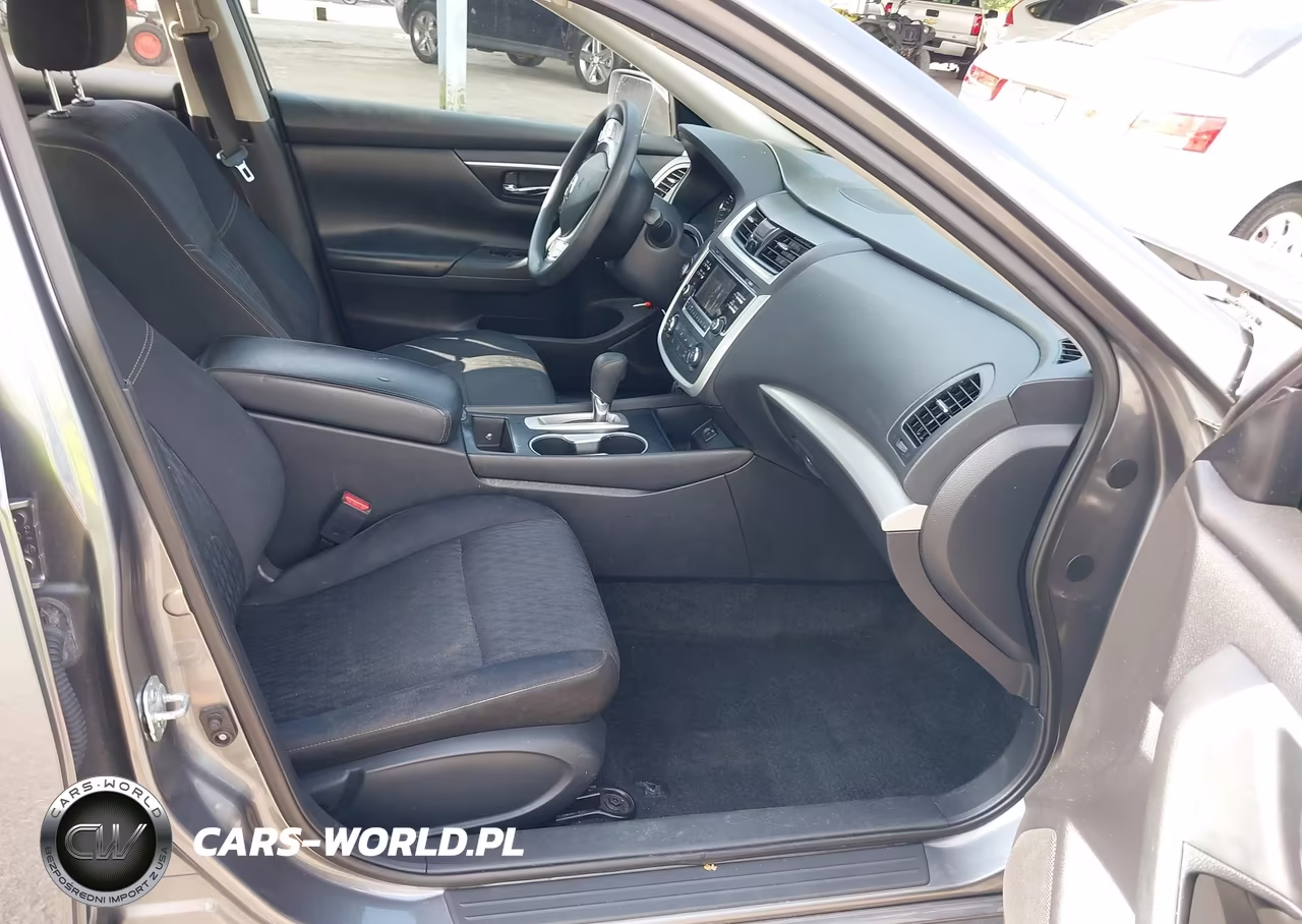 2018 Nissan Altima 2.5 S VIN:1N4AL3AP2JC294984 - 5