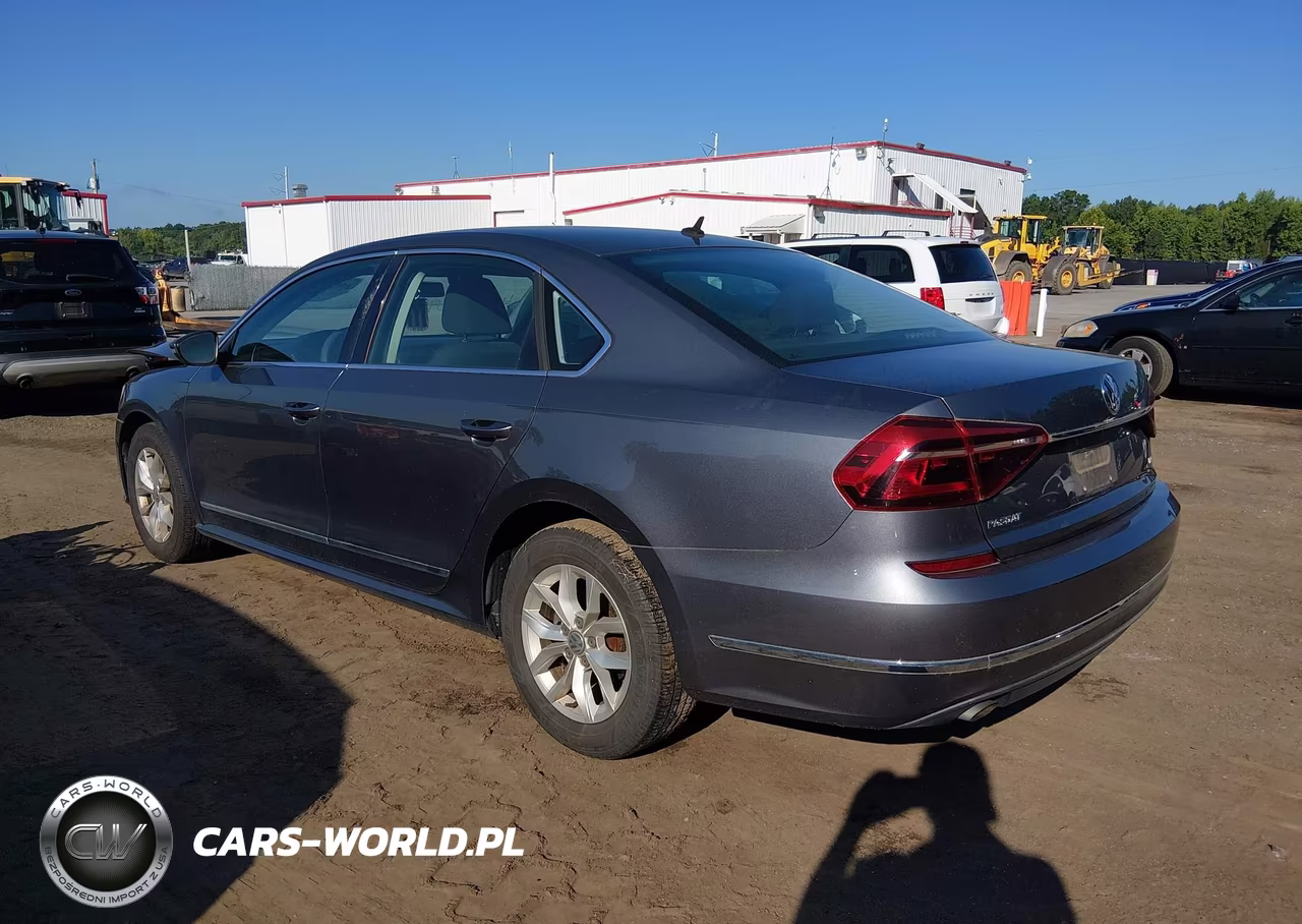 2017 Volkswagen Passat 1.8T S VIN:1VWAT7A38HC052755 - 3
