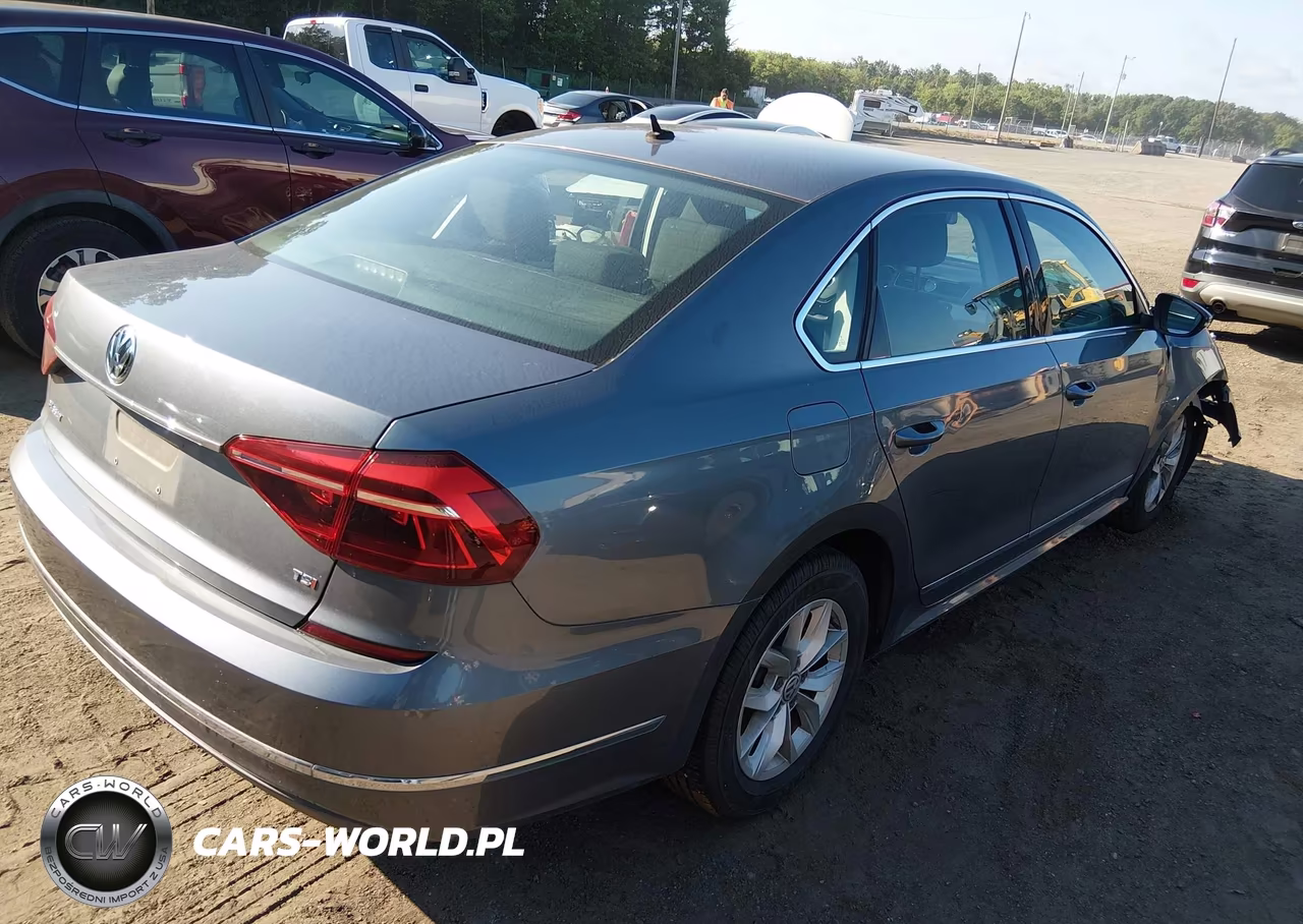 2017 Volkswagen Passat 1.8T S VIN:1VWAT7A38HC052755 - 4