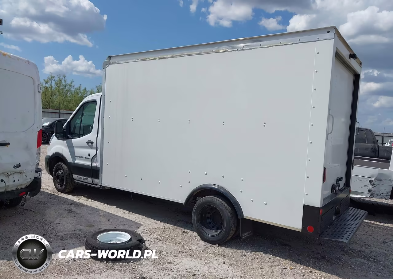 2022 Ford Transit-350 Cutaway VIN:1FDBF6P82NKA55126 - 15
