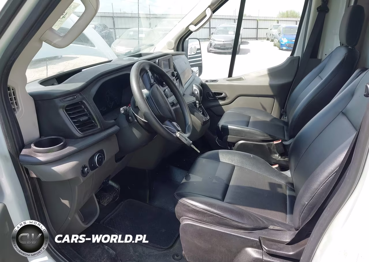 2022 Ford Transit-350 Cutaway VIN:1FDBF6P82NKA55126 - 6