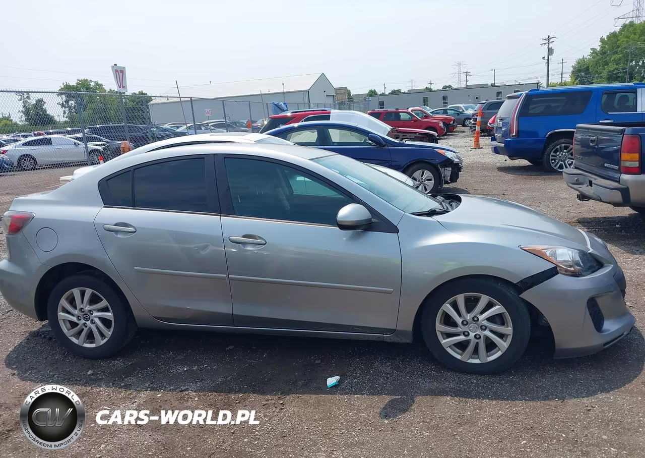 2012 Mazda Mazda3 I Touring VIN:JM1BL1V77C1631340 - 13