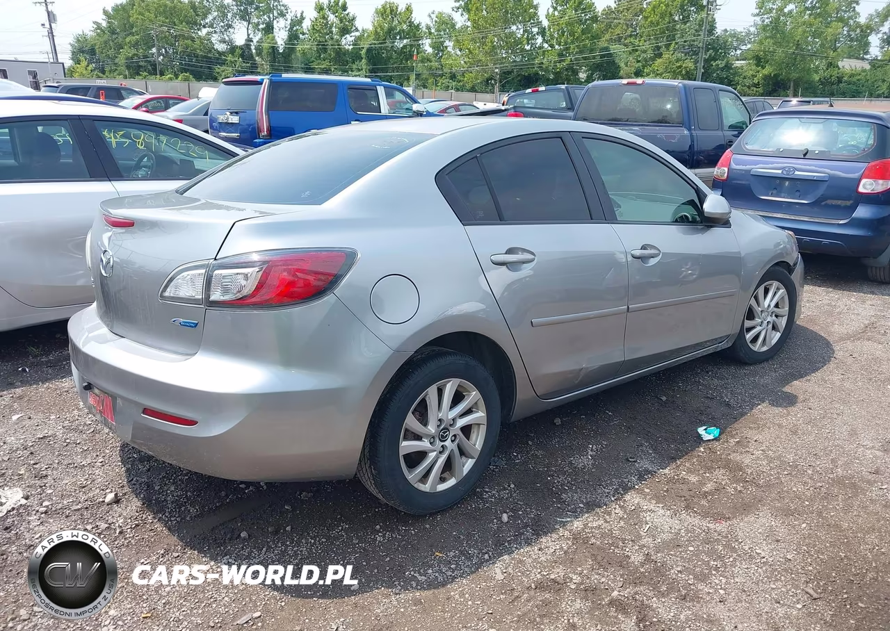 2012 Mazda Mazda3 I Touring VIN:JM1BL1V77C1631340 - 4