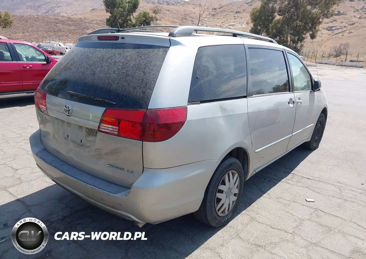 2005 Toyota Sienna Le VIN:5TDZA23C55S357801 - 4