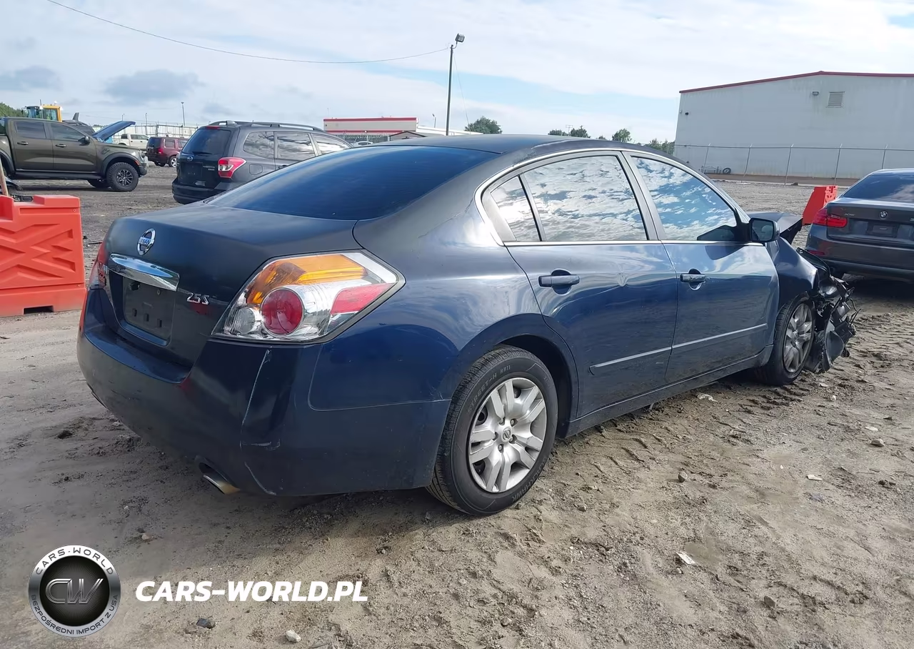 2011 Nissan Altima 2.5 S VIN:1N4AL2AP6BC136305 - 4