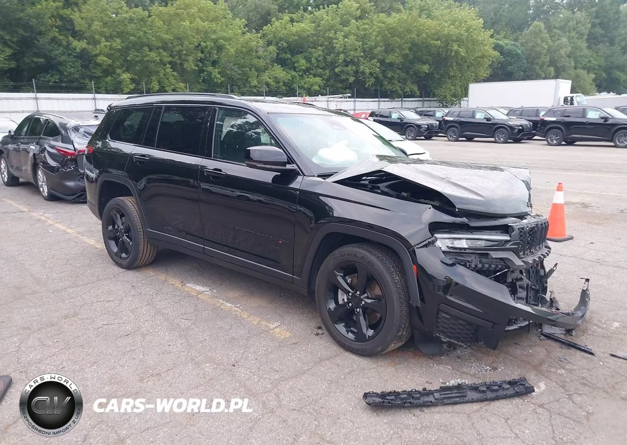 2023 Jeep Grand Cherokee L Altitude 4X4