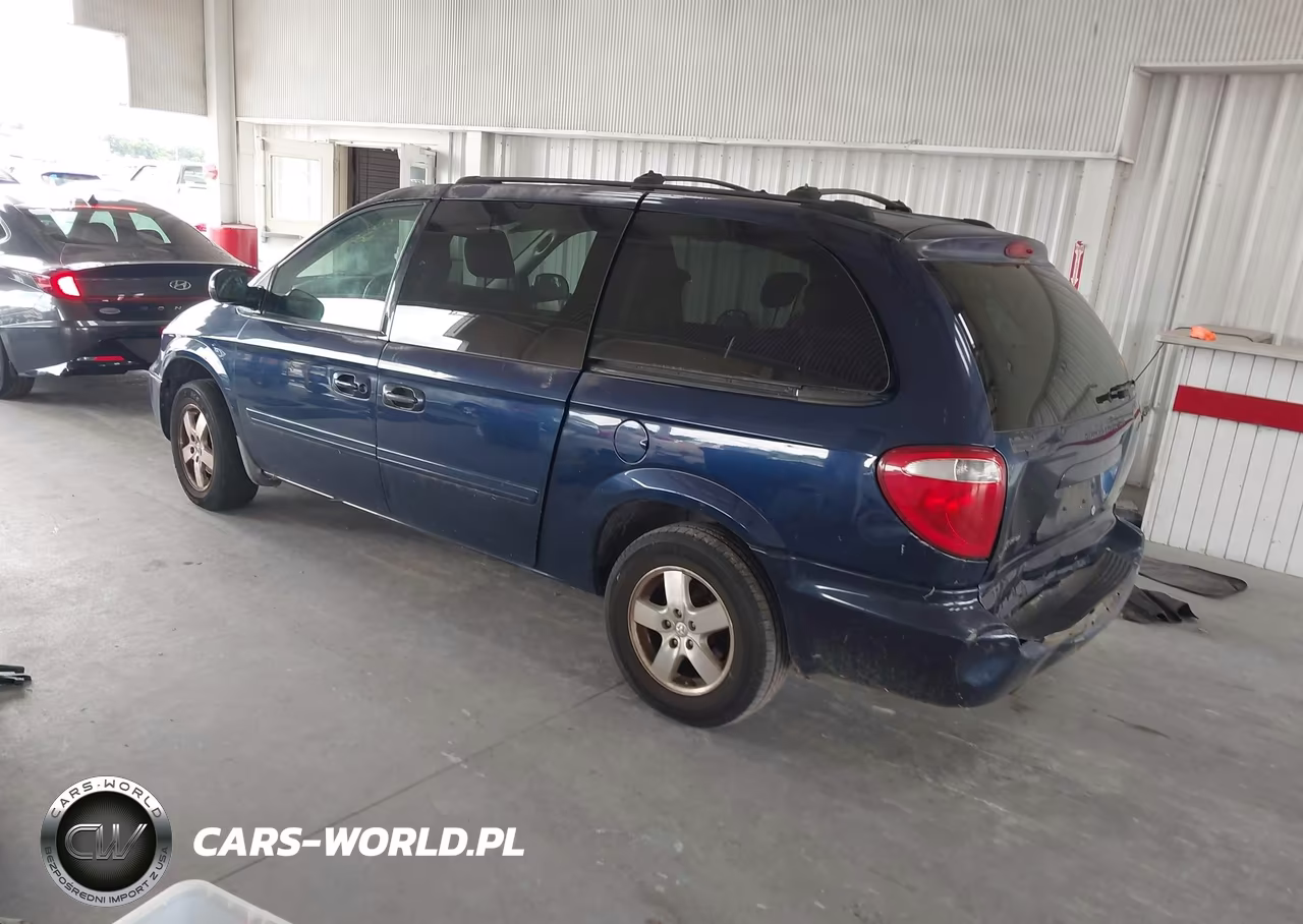 2005 Dodge Grand Caravan Sxt VIN:2D4GP44L35R516679 - 3