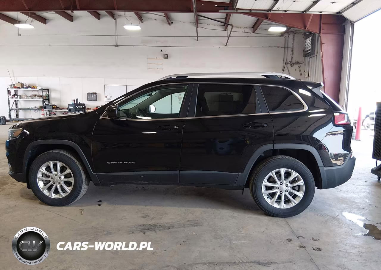 2019 Jeep Cherokee Latitude 4X4 VIN:1C4PJMCB7KD406756 - 13