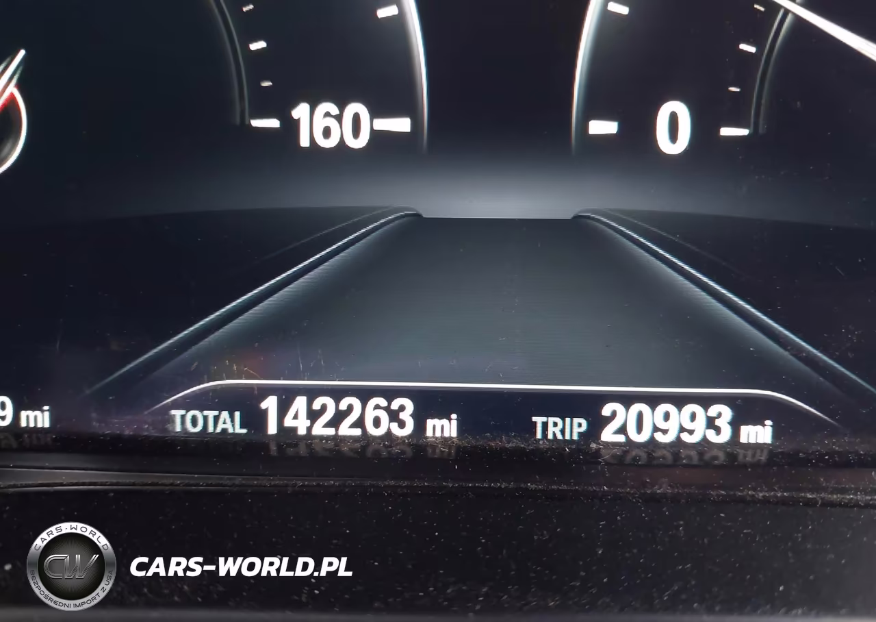 2018 BMW 530I xDrive VIN:WBAJA7C56JG908573 - 16