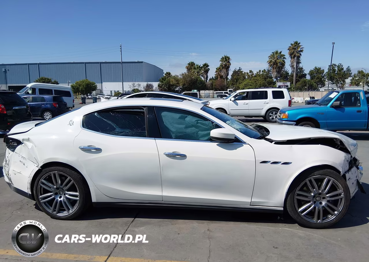 2017 Maserati Ghibli VIN:ZAM57XSL1H1226311 - 13