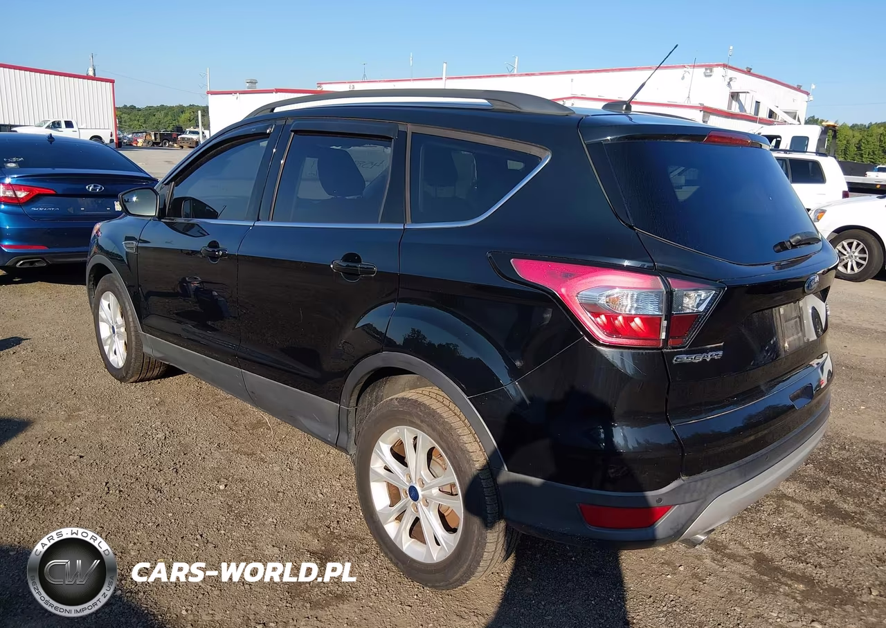 2018 Ford Escape Se VIN:1FMCU0GDXJUB46499 - 3