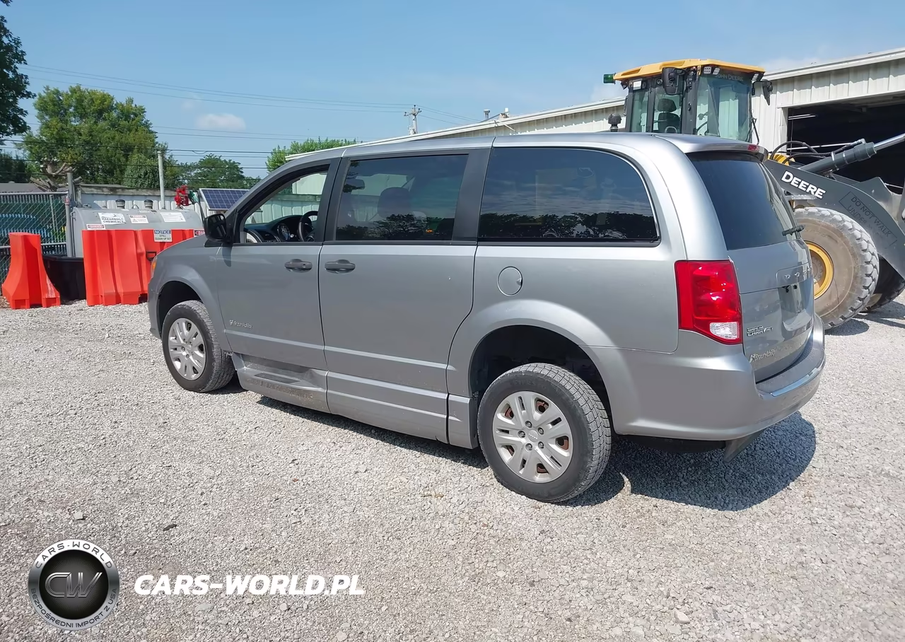 2019 Dodge Grand Caravan Se VIN:2C7WDGBG9KR672846 - 3