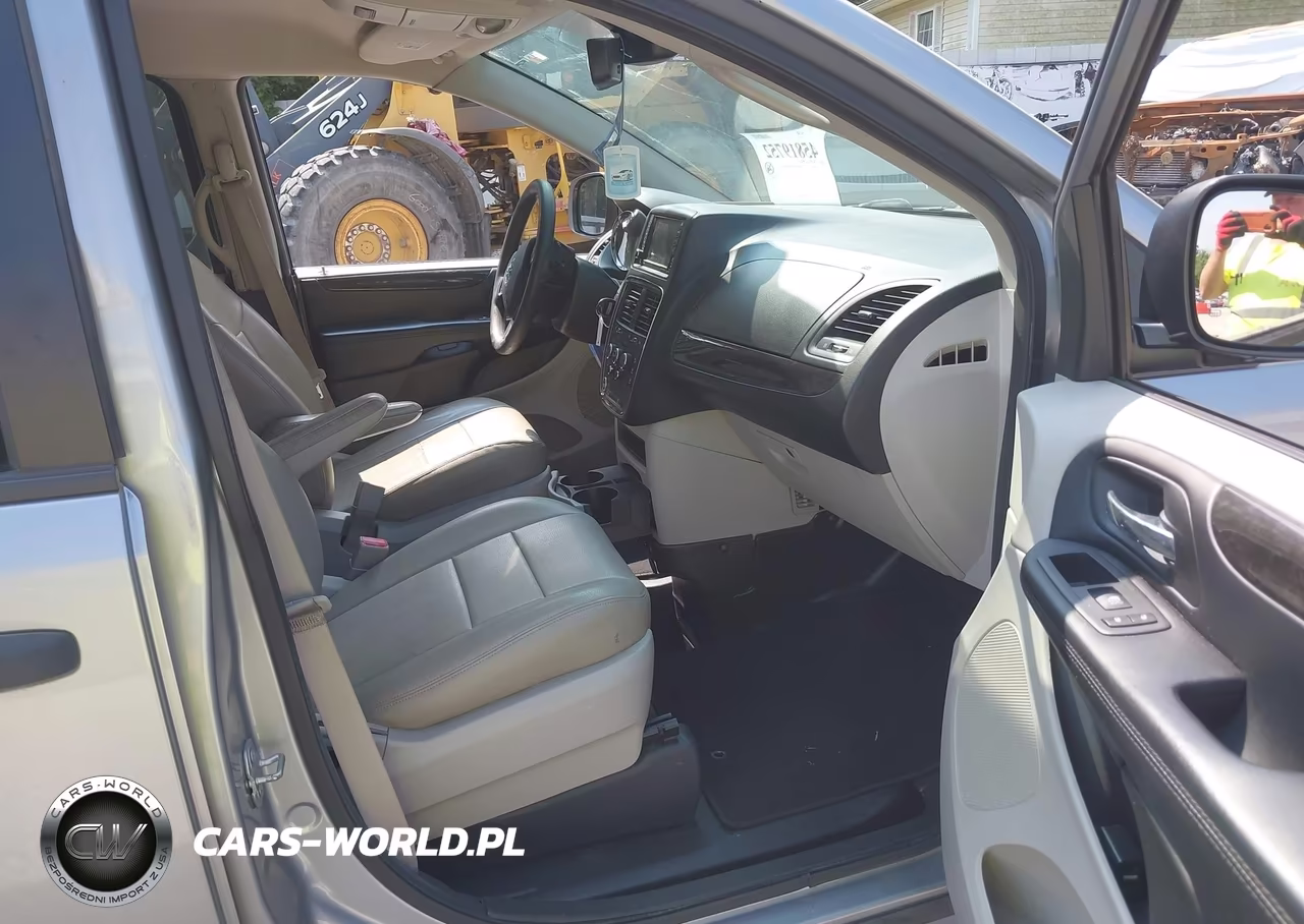 2019 Dodge Grand Caravan Se VIN:2C7WDGBG9KR672846 - 5