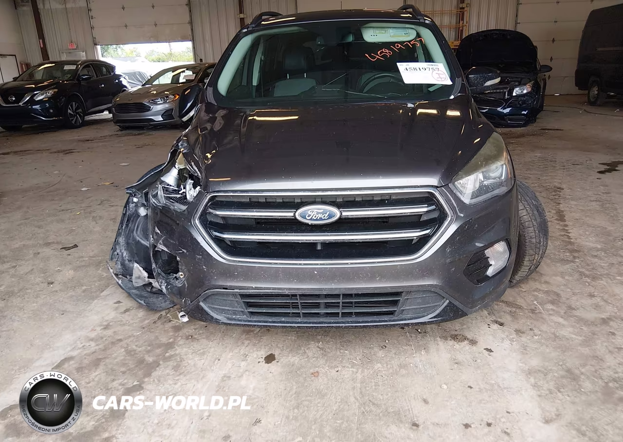 2017 Ford Escape Titanium VIN:1FMCU9J95HUE70477 - 11