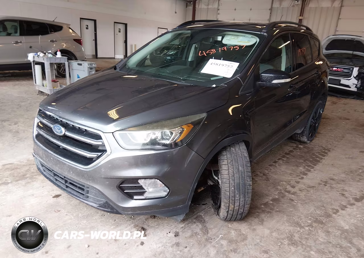 2017 Ford Escape Titanium VIN:1FMCU9J95HUE70477 - 2