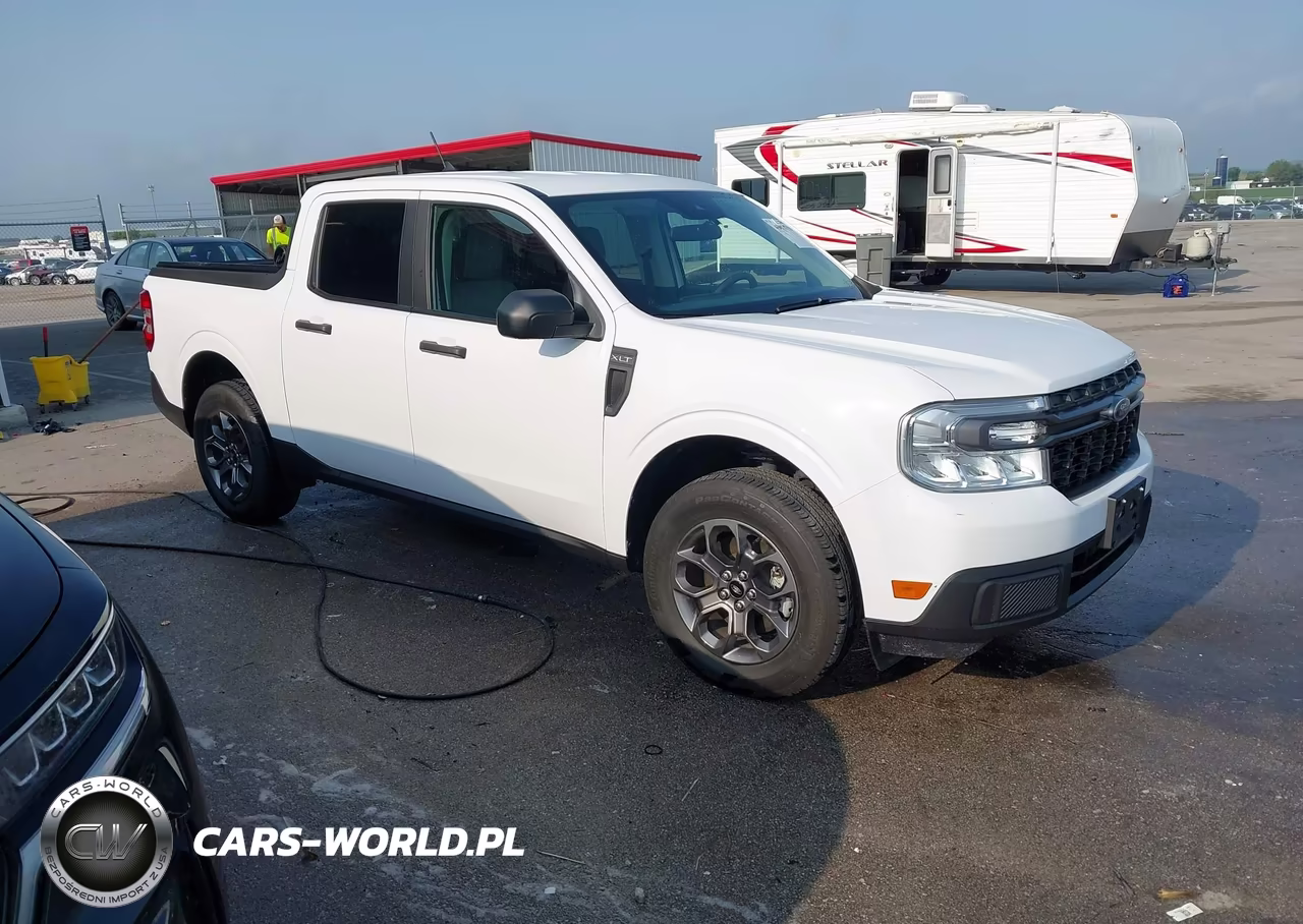 2024 Ford Maverick Xlt VIN:3FTTW8J99RRB42156 - 1