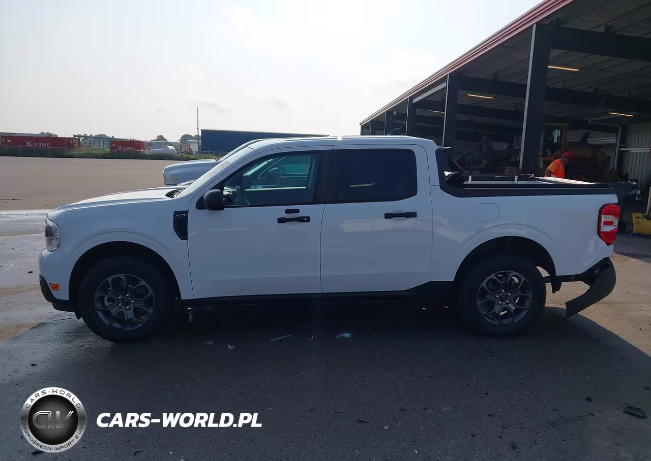2024 Ford Maverick Xlt VIN:3FTTW8J99RRB42156 - 14