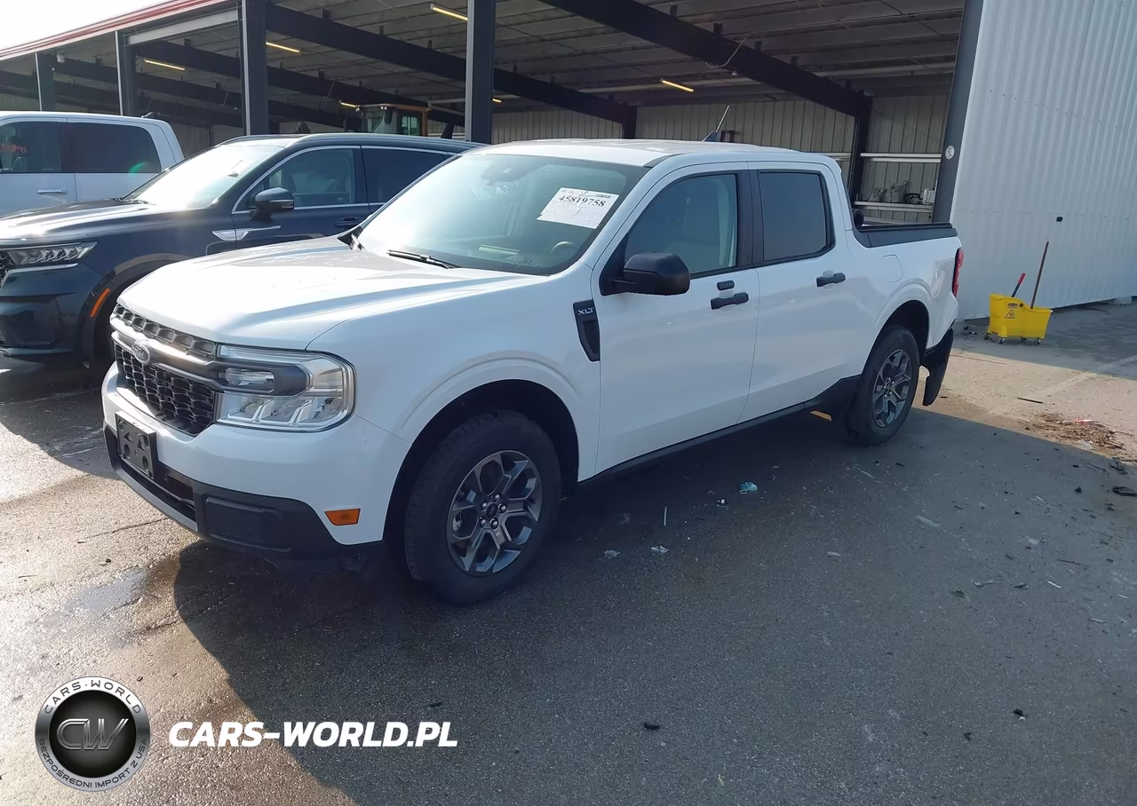 2024 Ford Maverick Xlt VIN:3FTTW8J99RRB42156 - 2