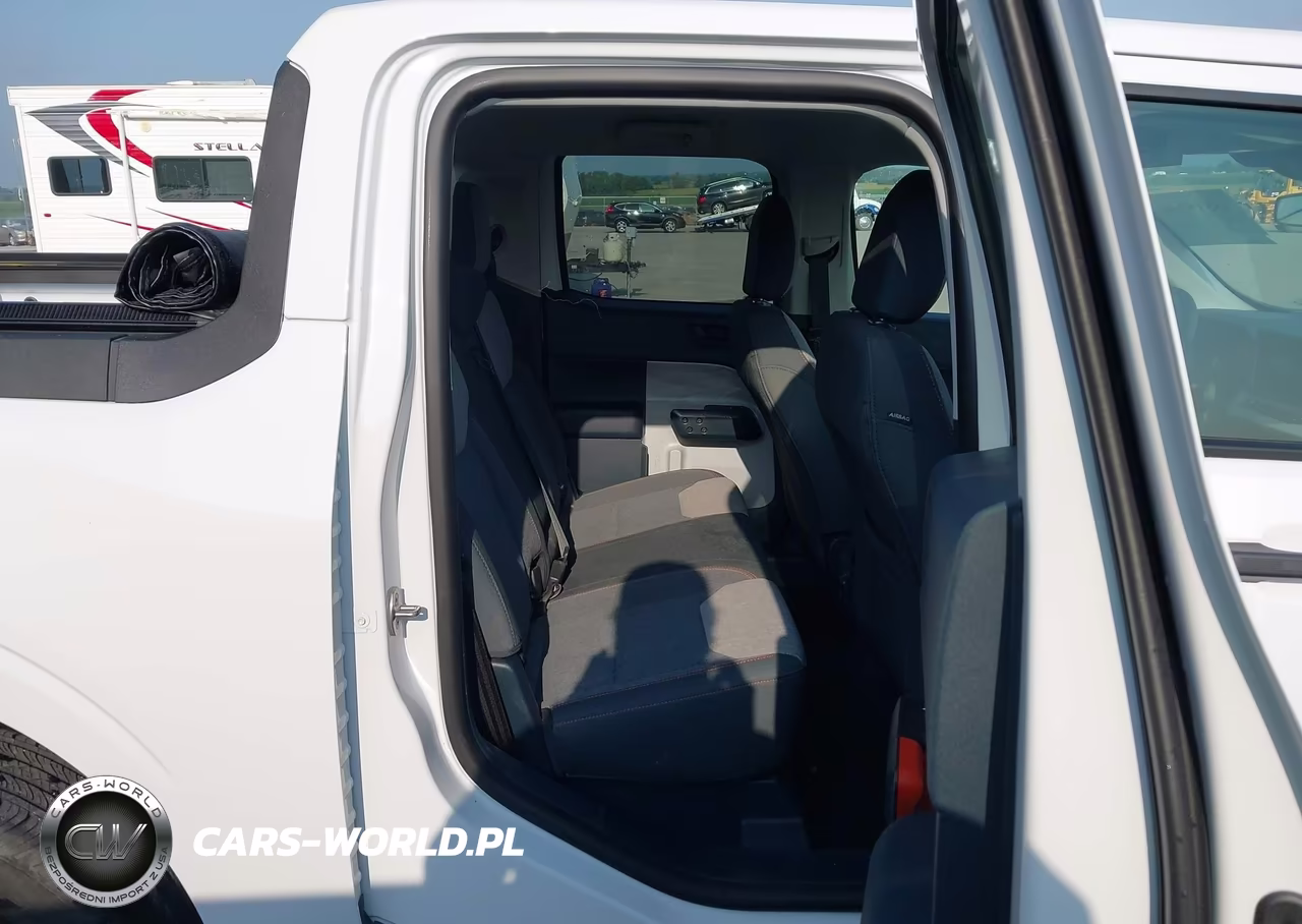 2024 Ford Maverick Xlt VIN:3FTTW8J99RRB42156 - 8