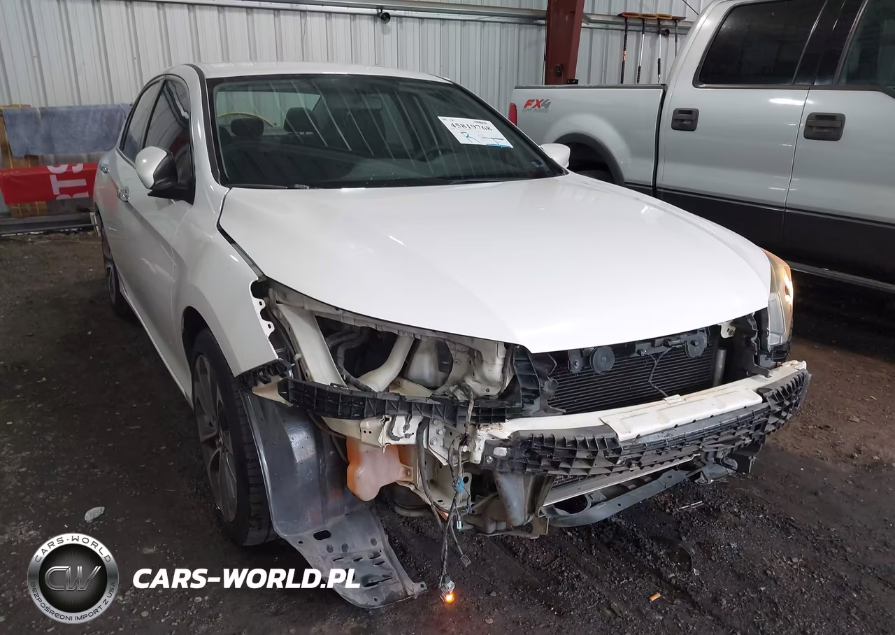 2015 Honda Accord Sport VIN:1HGCR2F57FA251877 - 1